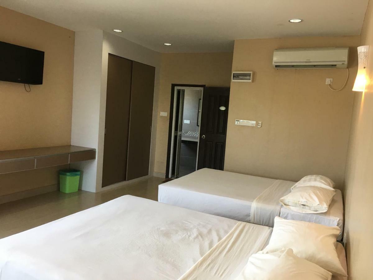 Pantai Guesthouse Куантан Екстер'єр фото